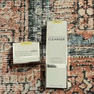 IT cosmetics Confidence in a cream and confidence in a cleanser